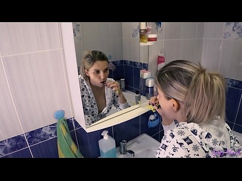 ❤️ Hack s mladima u pidžami završava oralnu spermu u dupe - letty black ️ Jebeni video kod nas ️❤
